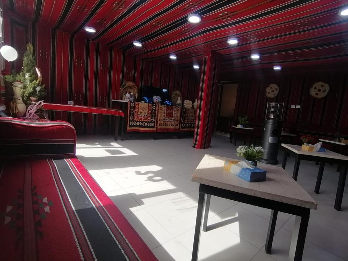 Farmer Stay Hostel 瓦迪穆萨 外观 照片