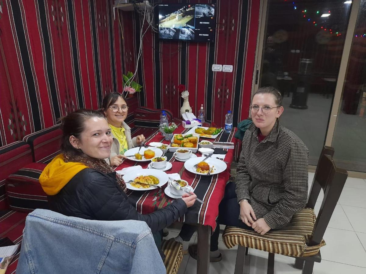 Farmer Stay Hostel 瓦迪穆萨 外观 照片